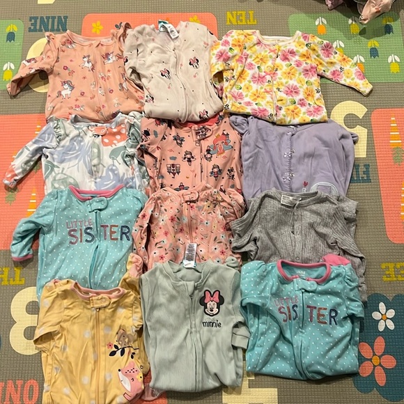 Carter's Other - 12 3/6 month sleepers